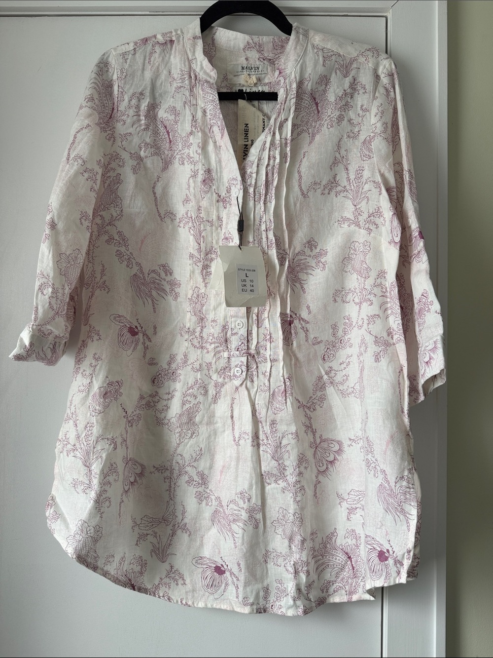 NWT Malvin linen white print  floral blouse 3/4 sleeve Tunic Size: L